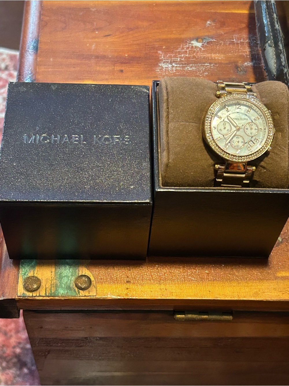 Michael Kors MK5507 women's chronograph date watch gold tone bracelet w/ box